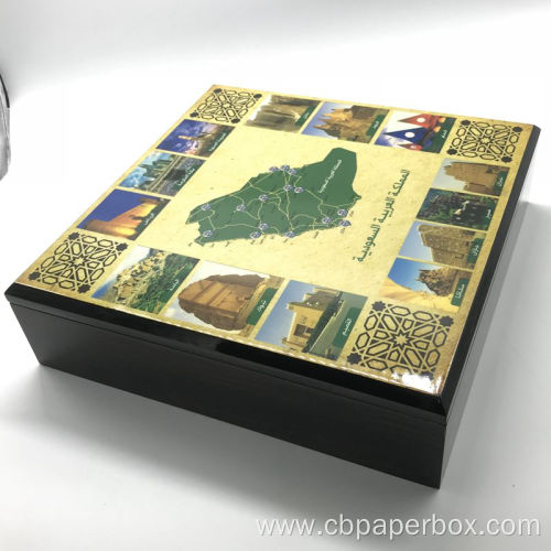 Fancy Arabic Dates Wooden Gift Box For Ramadan